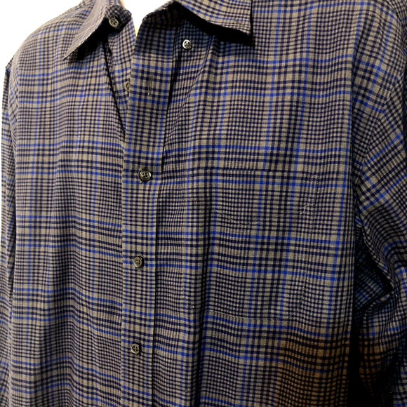 Joseph A Banks Travelor's Collection Mens Tailored Fit Butten Up Shirt Size XL - Picture 5 of 10